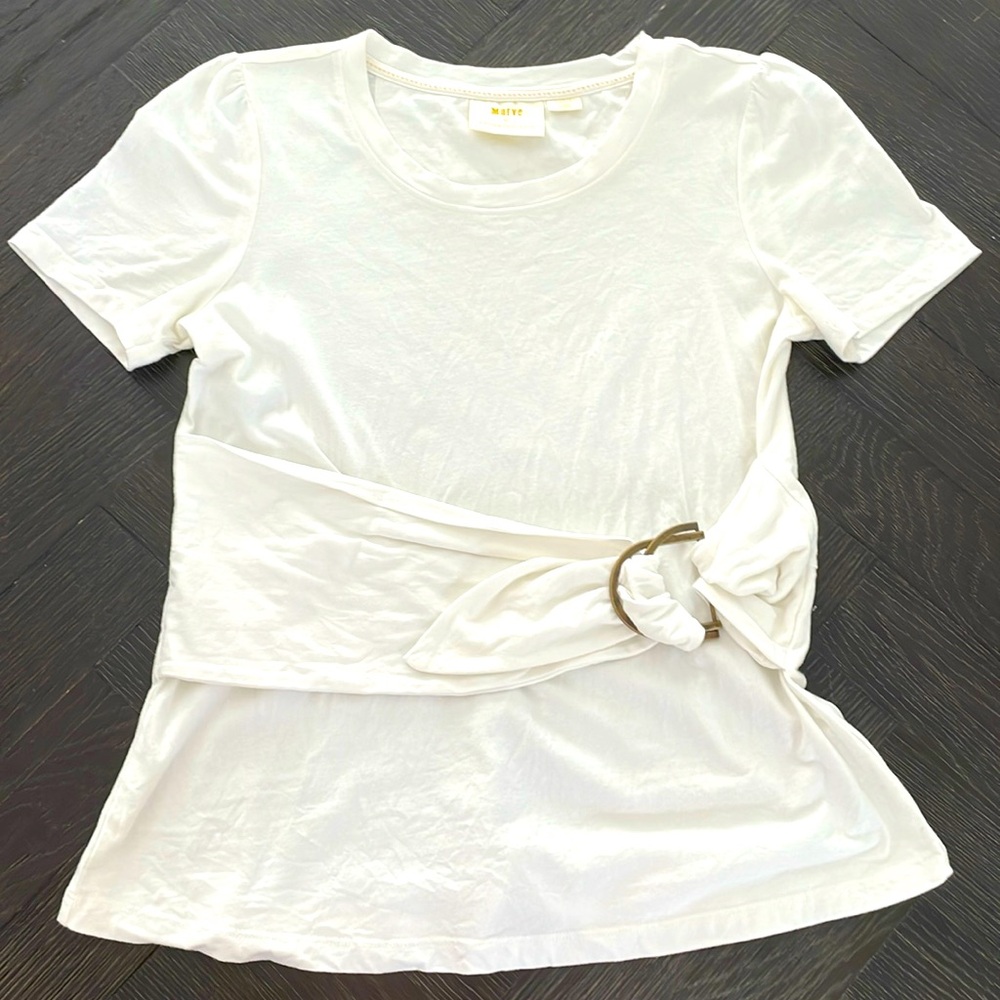Maeve for Anthropologie Buckle Top Tshirt